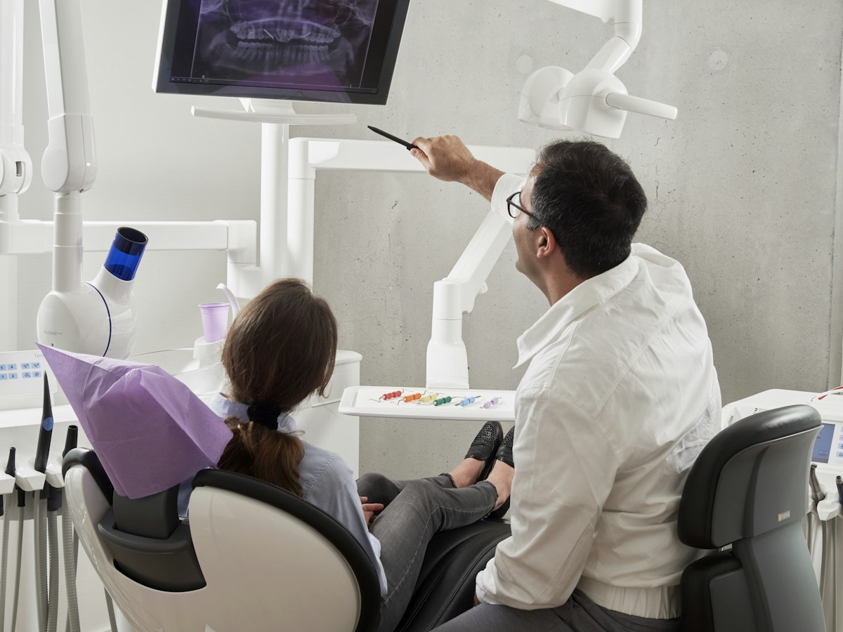 Official Swiss Straumann Dental Implant System